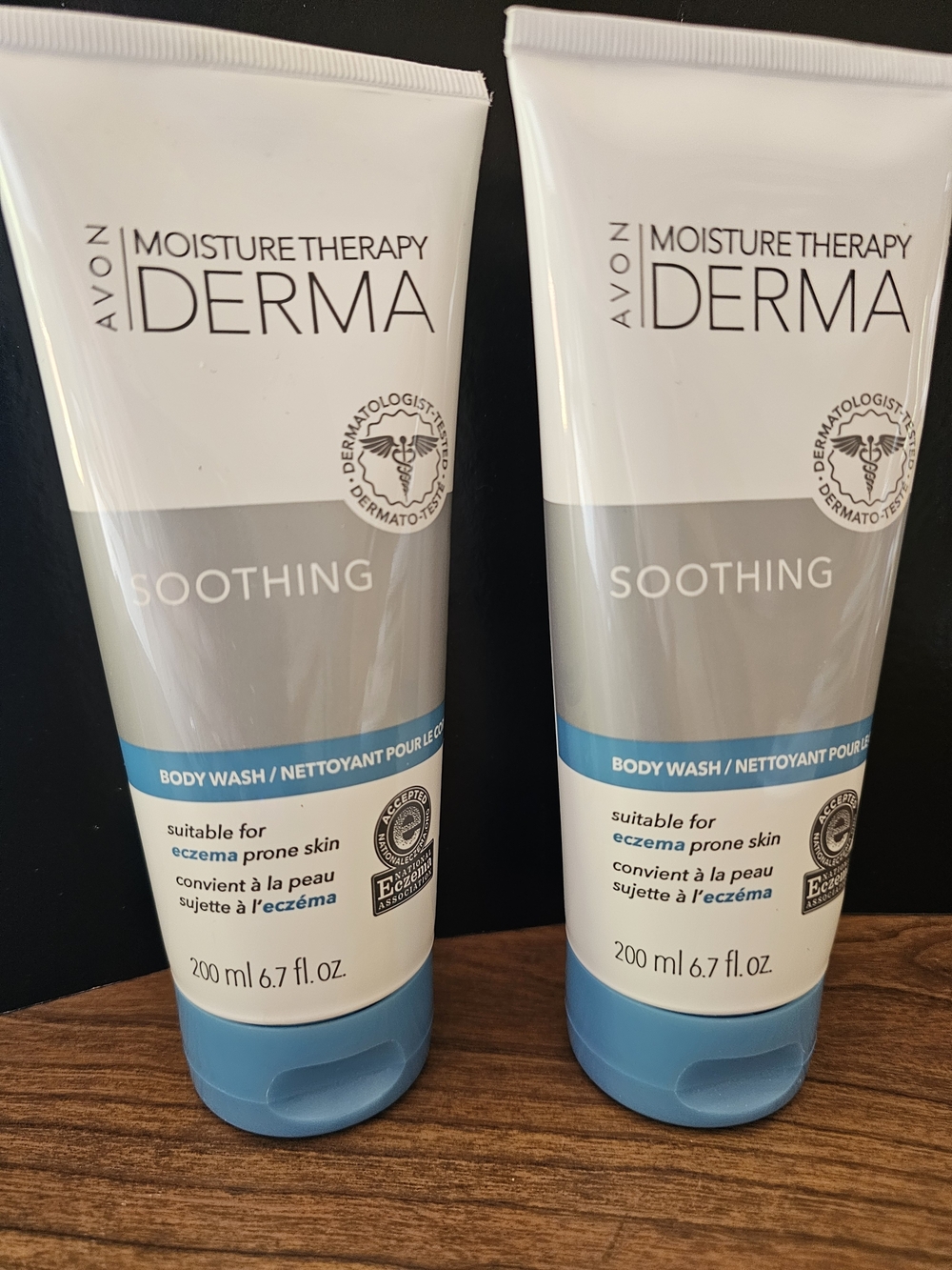 (2) Avon Moisture Therapy Derma Soothing Body Wash - 6.7 Fl. Oz.